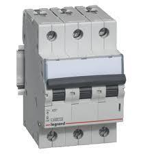 LEGRAND 3P 16A C TİPİ 3kA SİGORTA 0 4 033 42